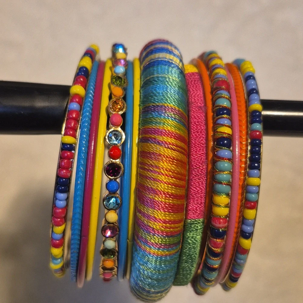 Multicolor Beaded & Thread Women's Bangle Bracelet Set - Picture 1 of 1